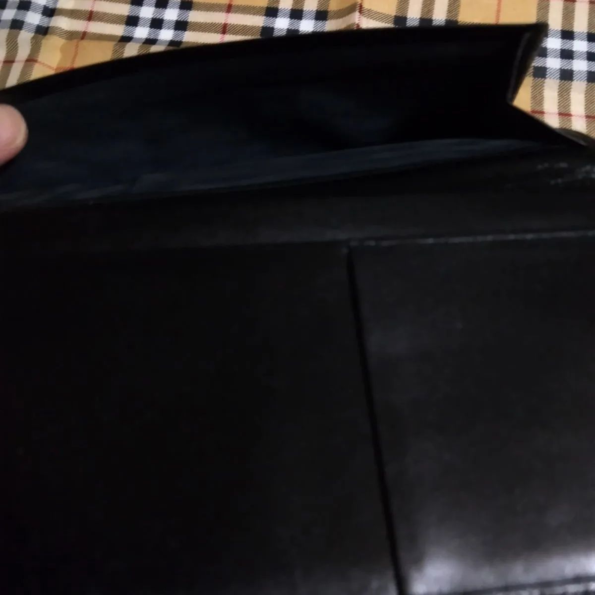 ☆GIVENCHYジバンシー☆長財布☆お札入れ☆黒☆未使用☆本革☆お洒落 