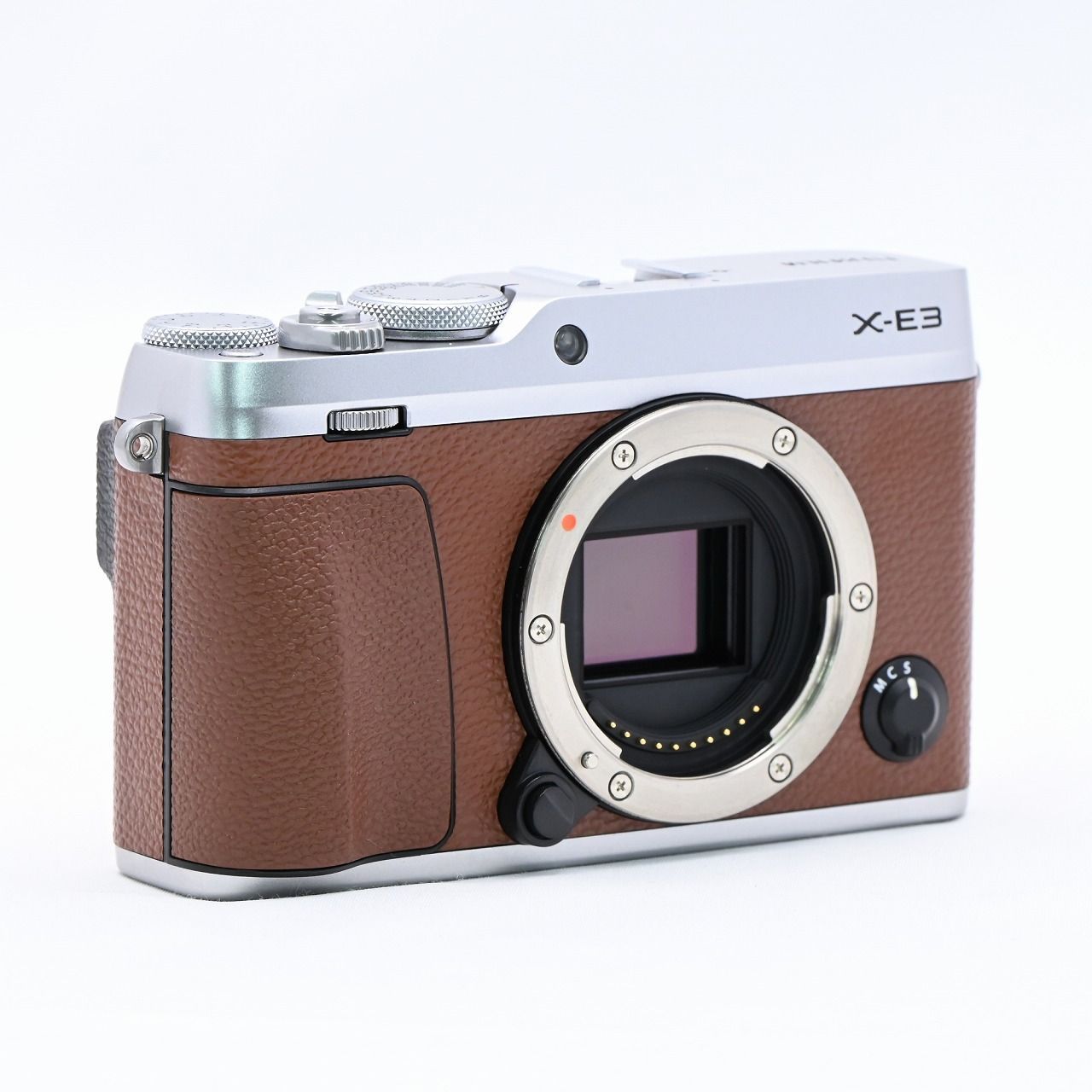 FUJIFILM X-E3 ボディ ブラウン ミラーレス一眼レフカメラ【中古】 FUJIFILM X-E3 ボディ ブラウン ミラーレス一眼レフカメラ【中古】