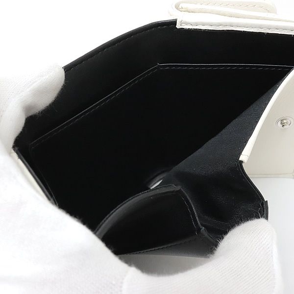 広尾店】美品 シャネル CHANEL シャネル19 マトラッセ コンパクト  