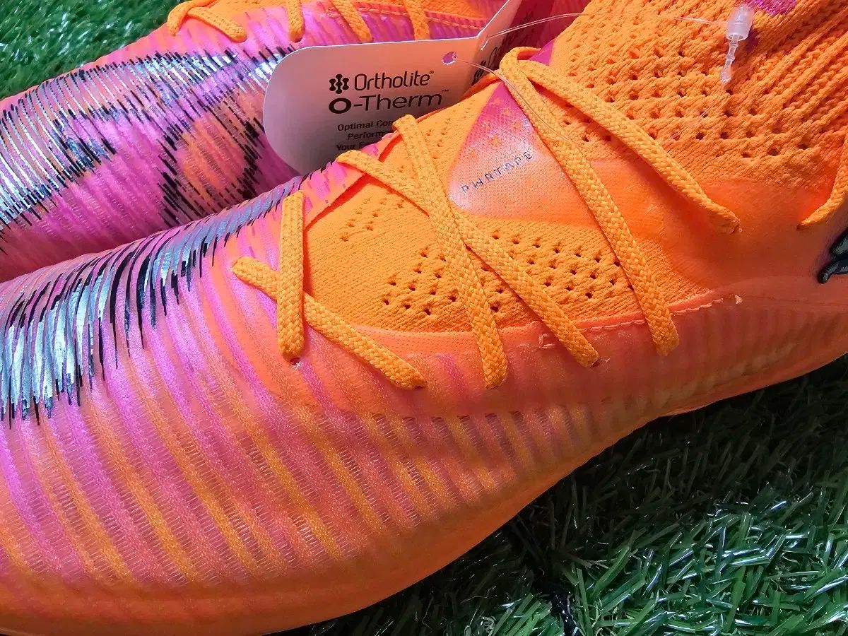 プーマ Hello Future MG レリーフ Hot Pursuitパック LLC-HASEGAWATOSO_COM