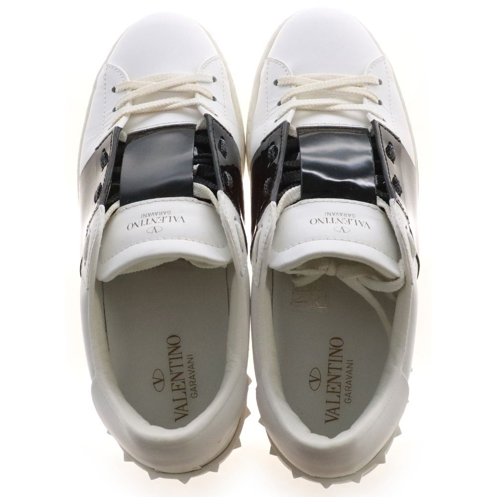 VALENTINO GARAVANI (ヴァレンチノガラヴァーニ) ロックスタッズ