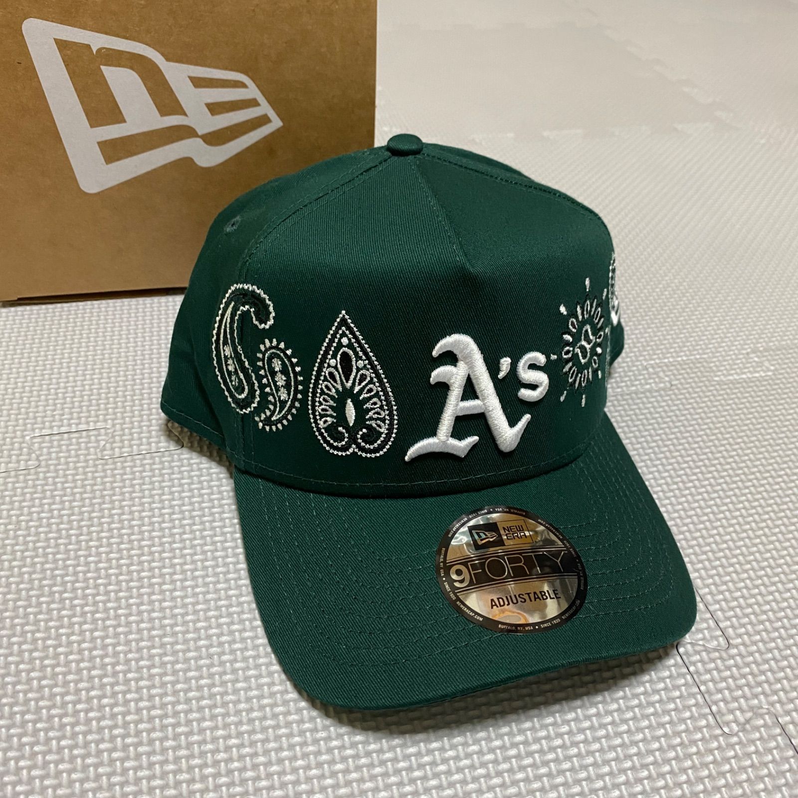 《NEWERA》ニューエラ オークランド　アスレチックス　スナップバック　キャップ　ペイズリー刺繍　OGチームカラー　グリーン