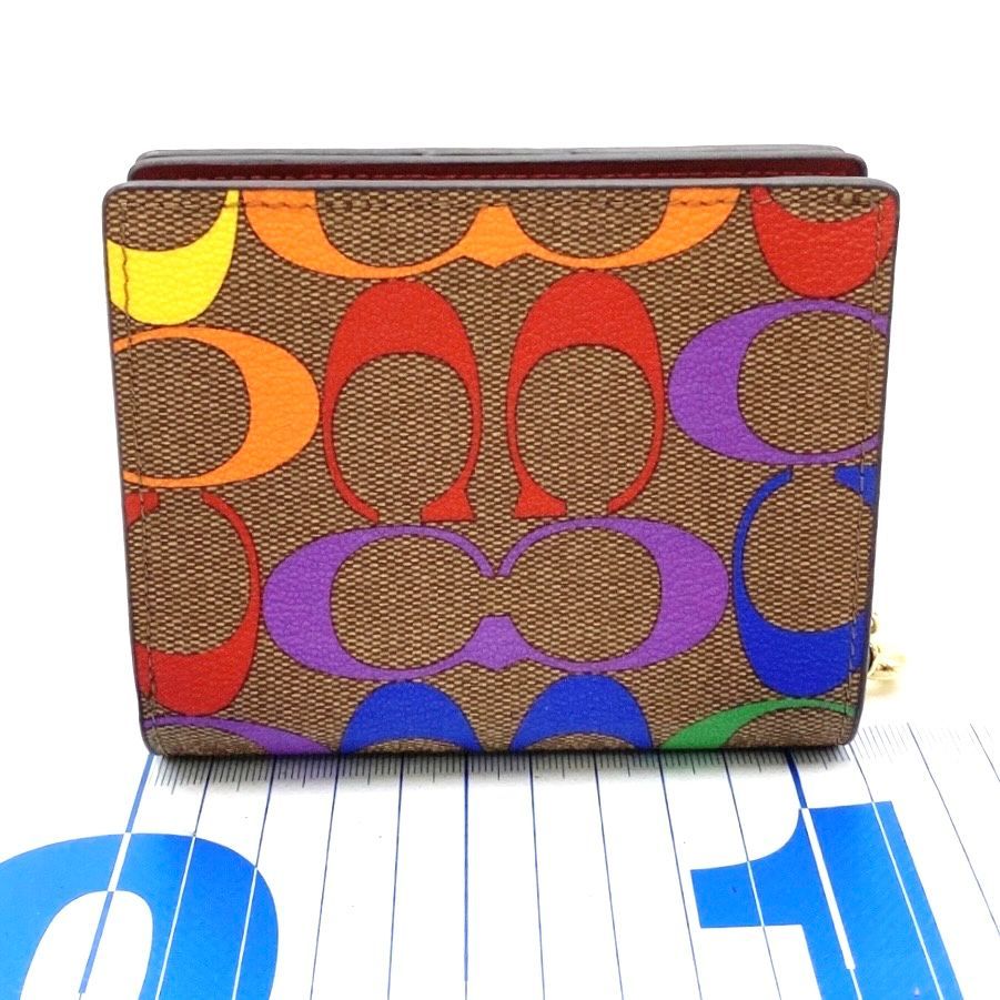 新品COACH 折り財布 コーチ レインボー C4536 コーチ COACH 二つ折り財布 財布 レインボー シグネチャー