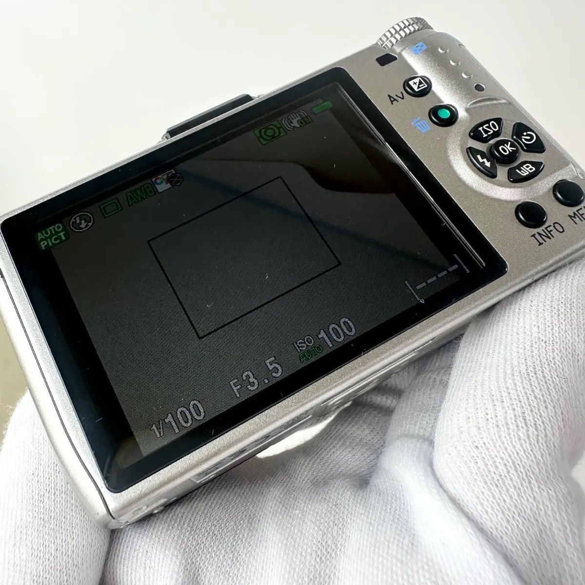 品】PENTAX Q10 ペンタックス シルバー デジタルカメラ 動作確認済み