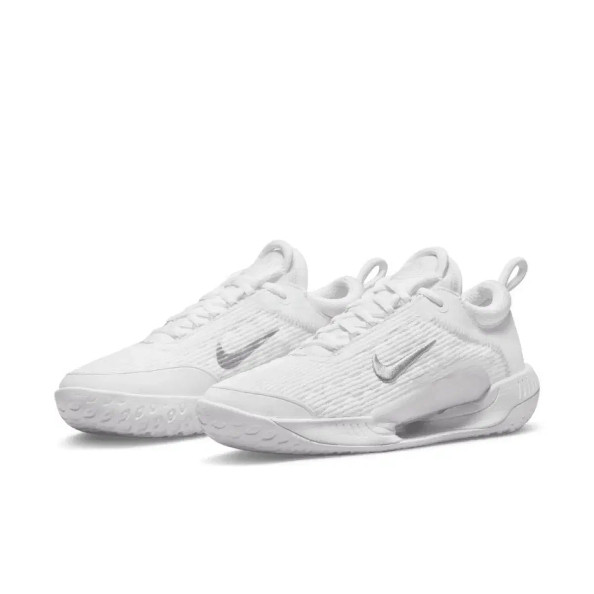 245 NIKE(ナイキ) テニス ウィメンズ ズーム コート NXT ハードコート テニスシューズ