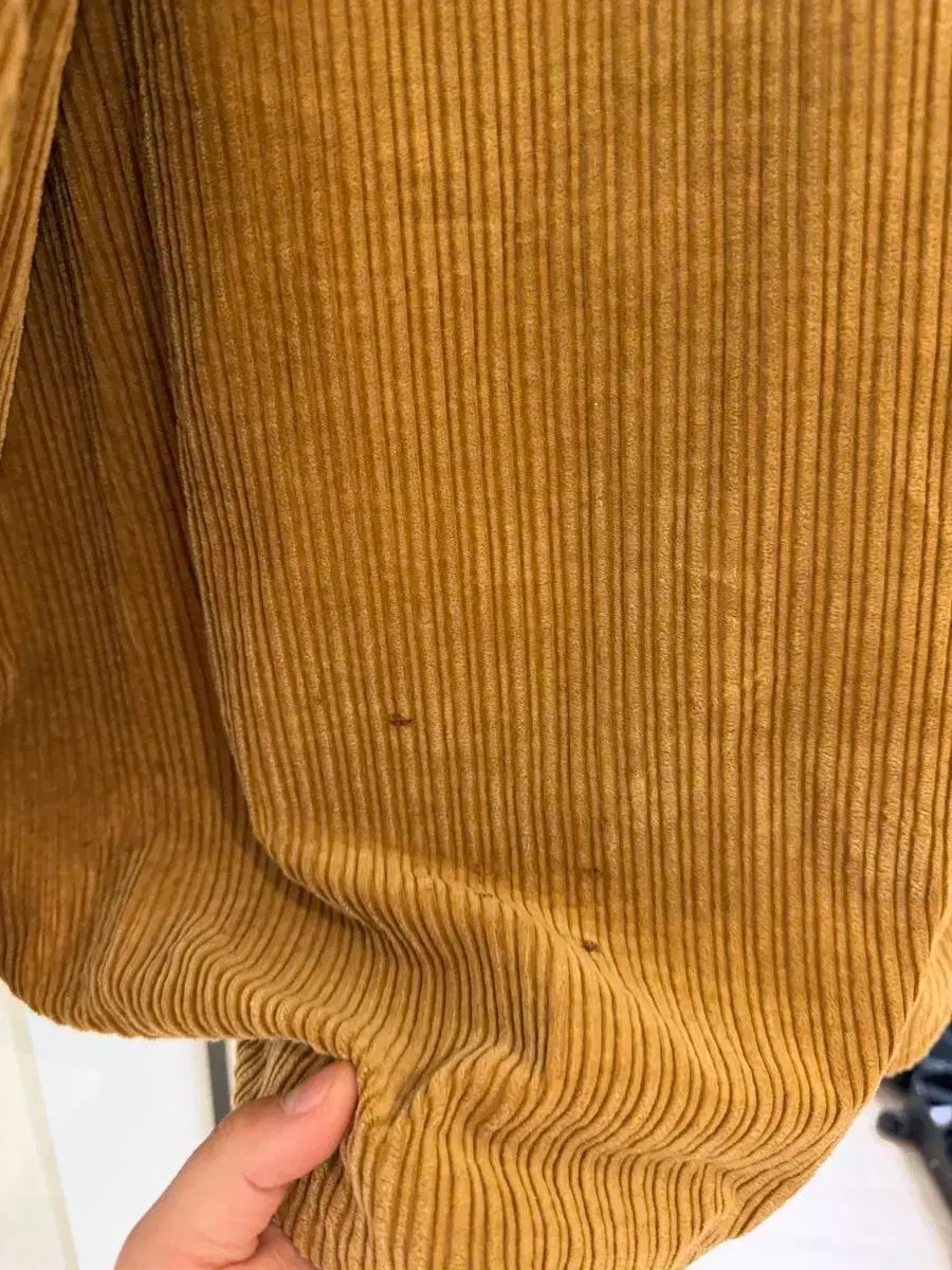 ダブルタップス