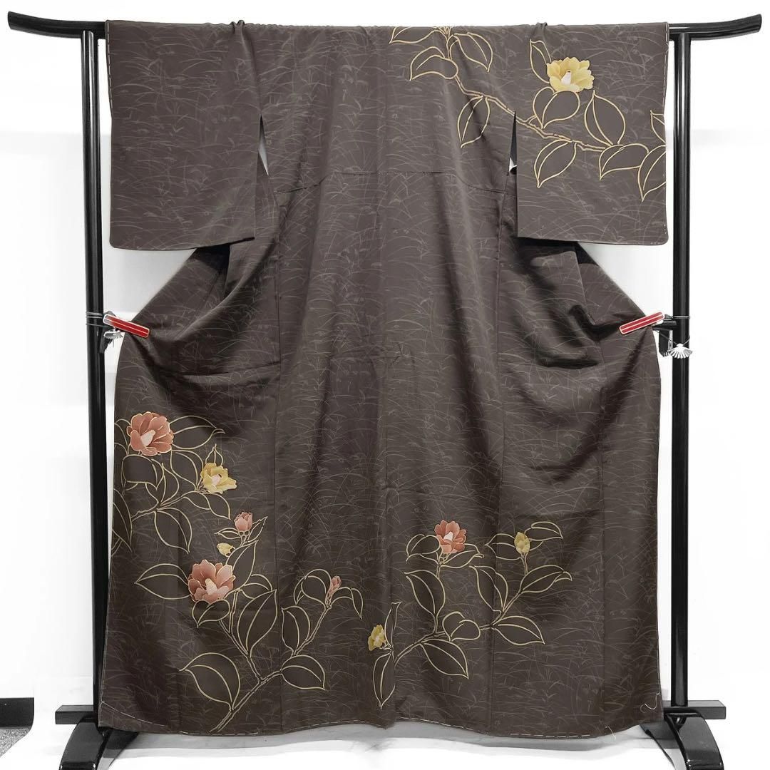 未着用　訪問着　金駒刺繍　金彩　椿　芝草　花　着物　071a d 未着用 訪問着 金駒刺繍 金彩 椿 芝草 花 着物 071a d - メルカリ
