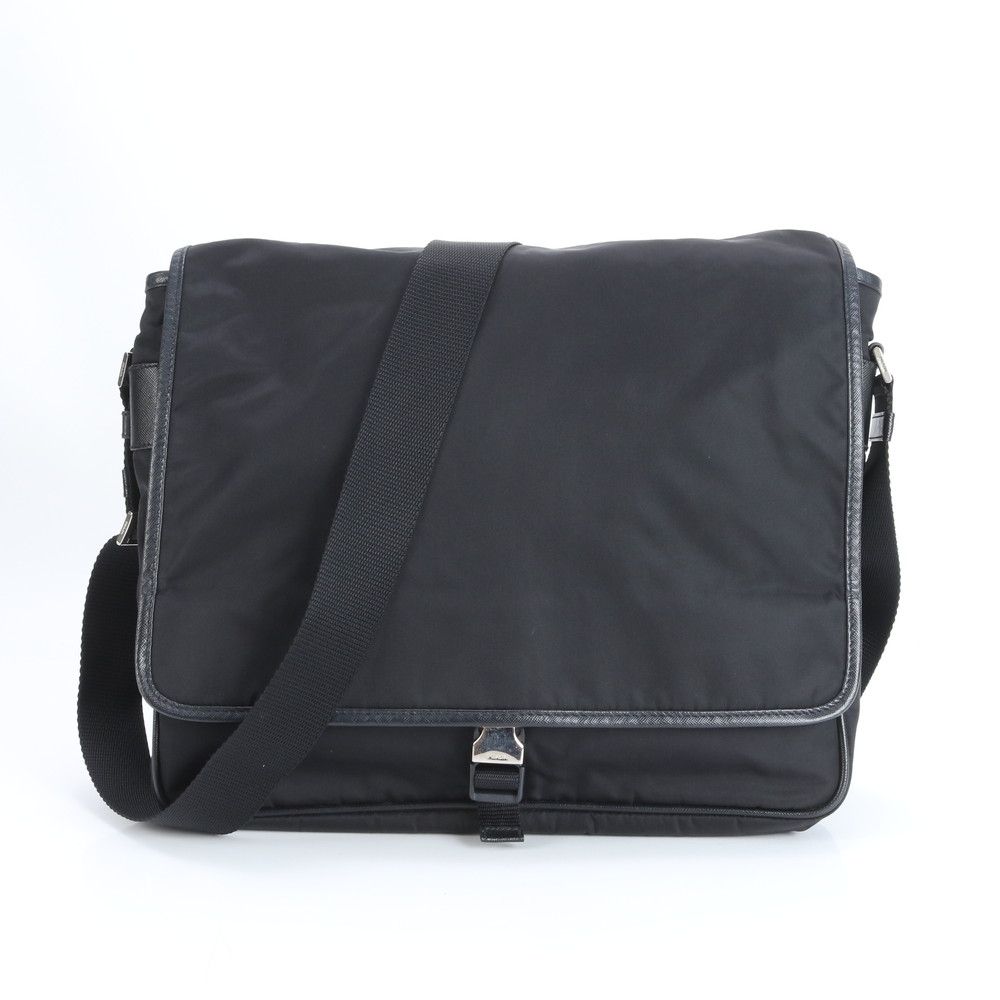 2025年最新】Vivienne Westwood MAN ビジネスバッグの人気アイテム