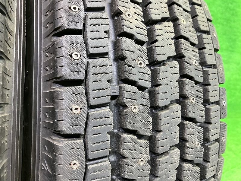 スパイクタイヤ ヨコハマ