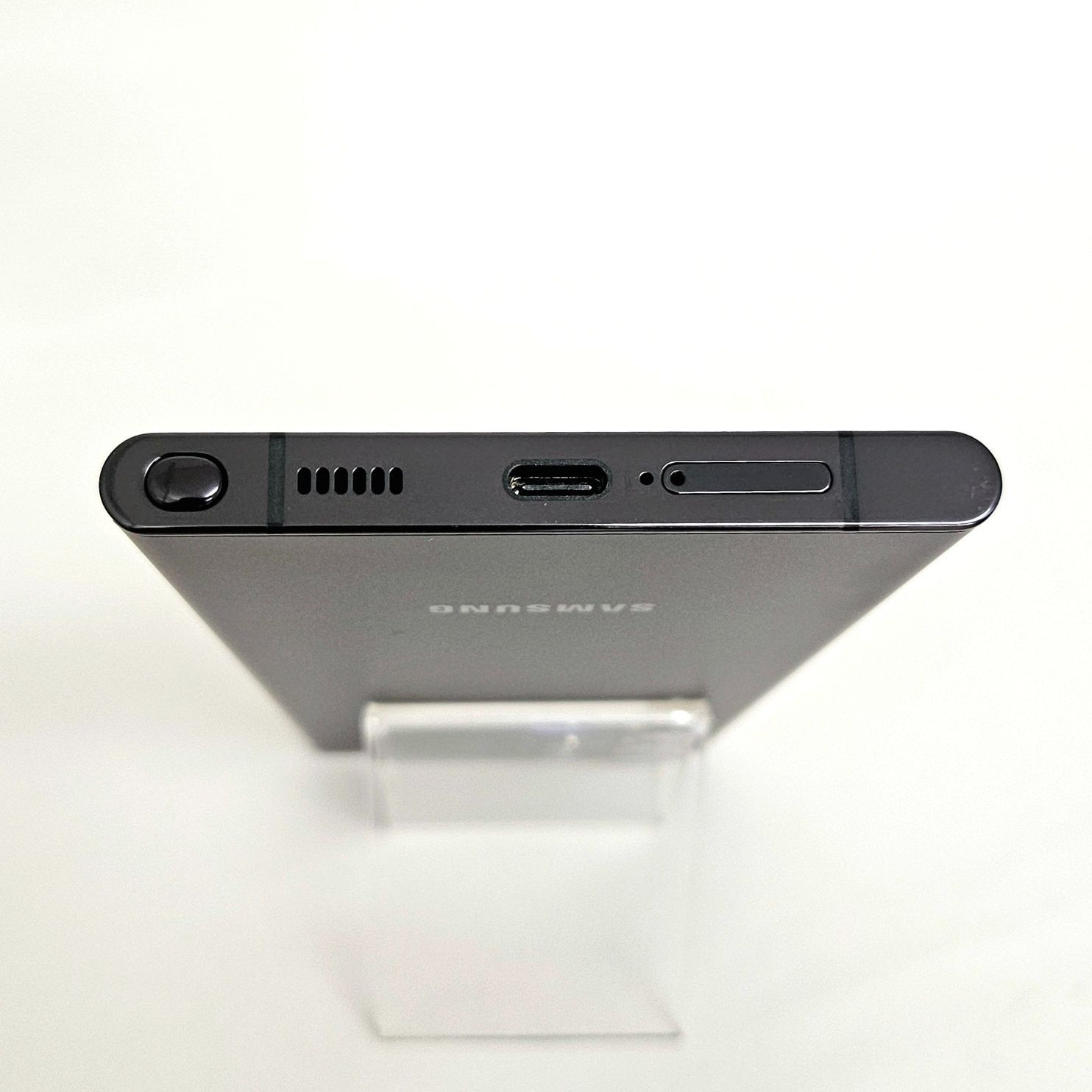 Samsung Galaxy S22 ブラック 本体