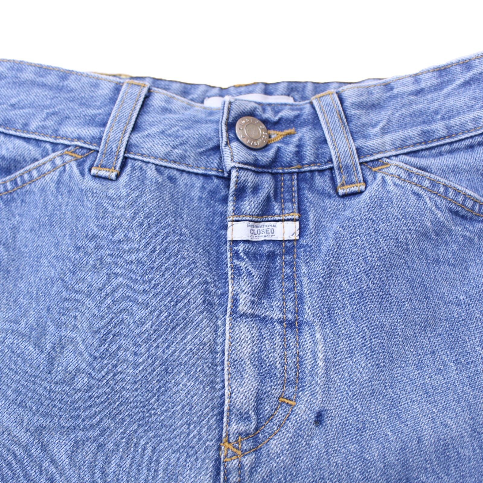 クローズド デニムパンツ