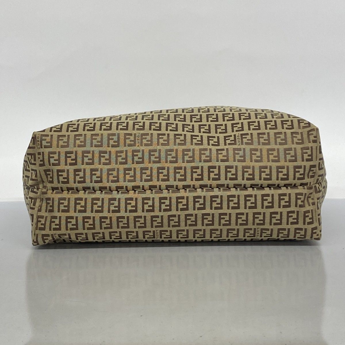 Fendi フェンディ トートバッグ ズッキーノ ナイロンキャンバス ブラウン Fendi フェンディ トートバッグ ズッキーノ ナイロンキャンバス