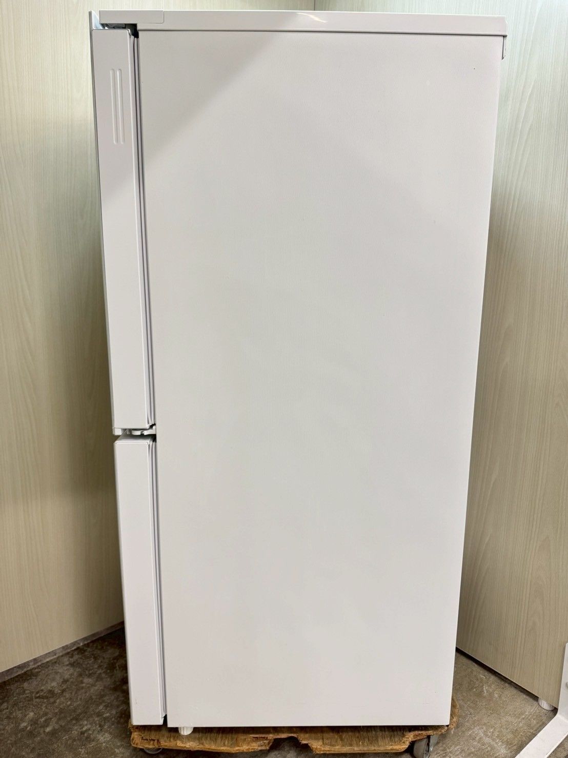 大阪送料無料★3か月保障付★冷蔵庫★2023年★SJ-D15J-H★SR-258 大阪送料無料☆3か月保障付き☆冷蔵庫☆シャープ☆2ドア☆2022年☆SJ