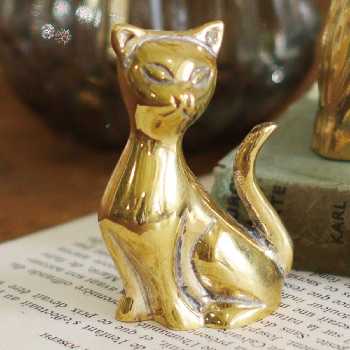 in bloom ペーパーウェイト SITTING CAT 真鍮 ハンドメイド in bloom ペーパーウェイト SITTING CAT 真鍮 ハンドメイド