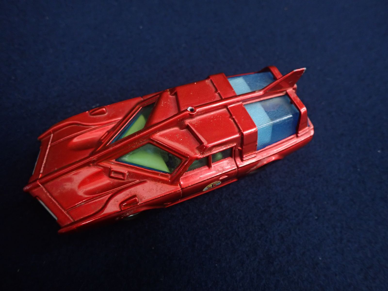 dinky toys SPECTRUM PATROL CAR ミニカー
