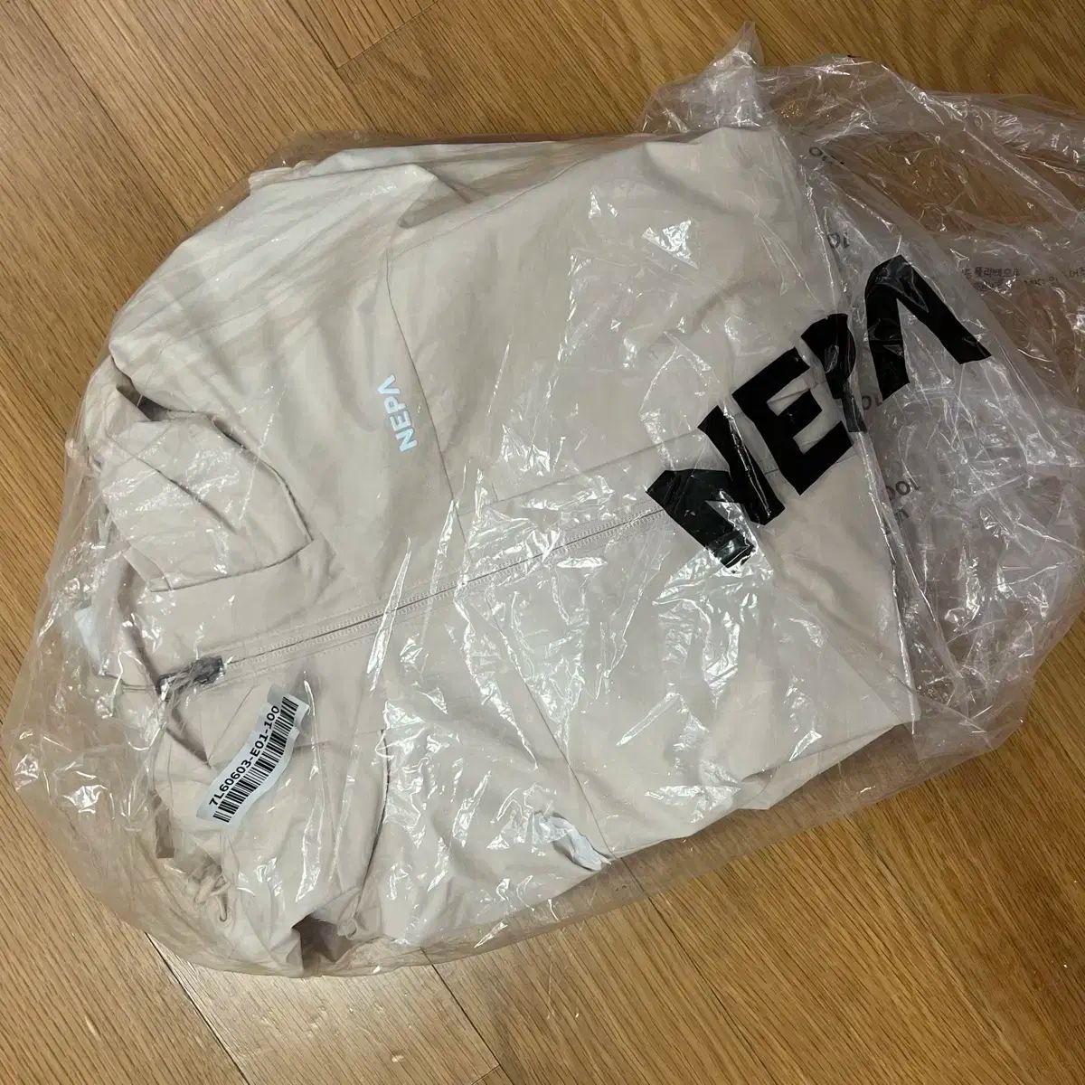 ジャケット ウィンドブレーカー