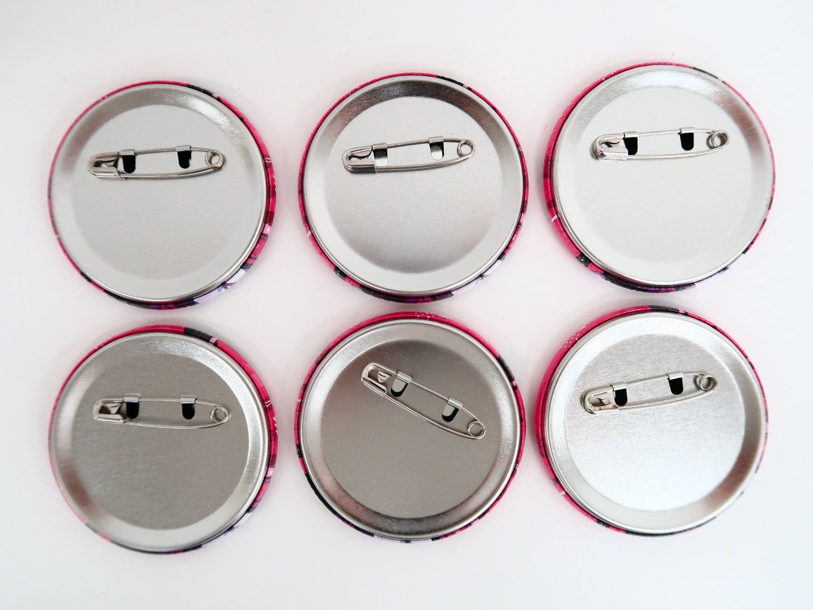 6点セット LAN サンリオ 缶バッジ 等身 シクフォニ - メルカリ