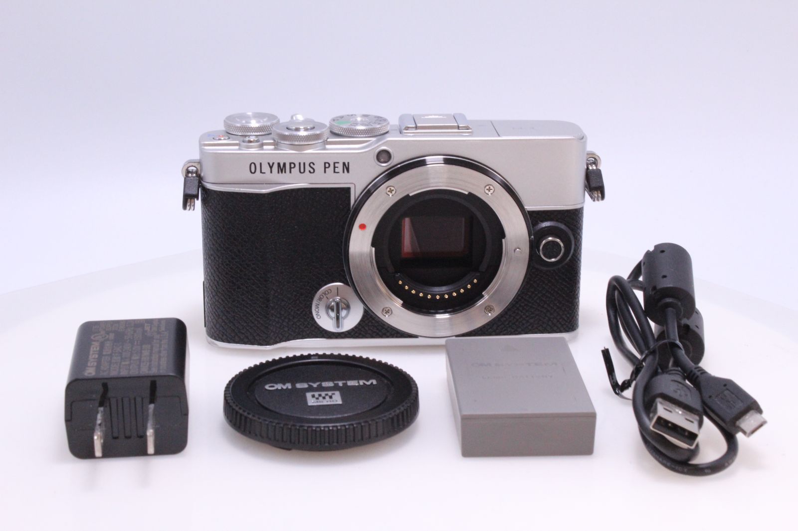 1,636回】OLYMPUS PEN E-P7 ボディー シルバー OM SYSTEM