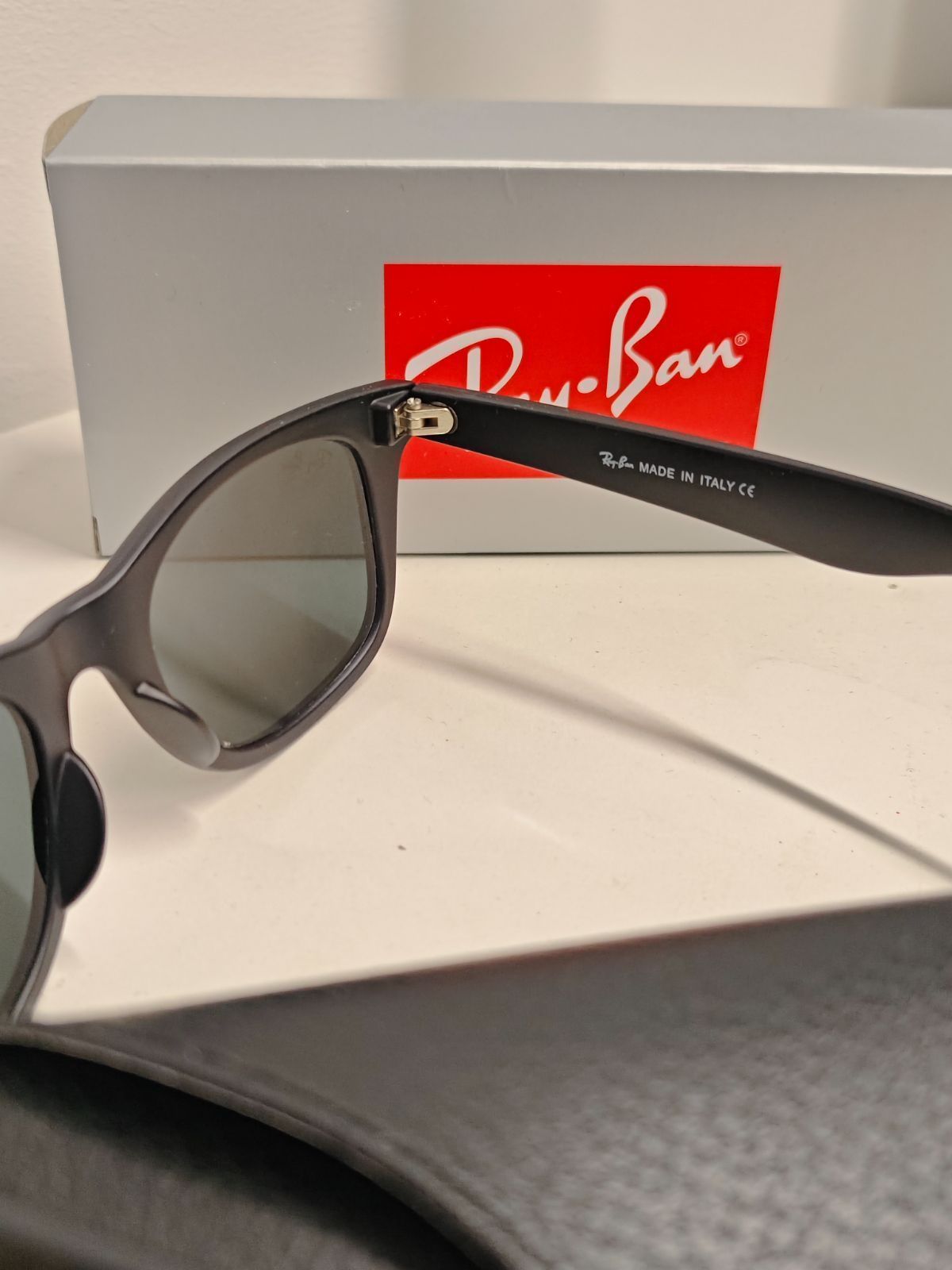 RayBan木村拓哉さんWAYFARER マットブラック✖️ライトグレイ