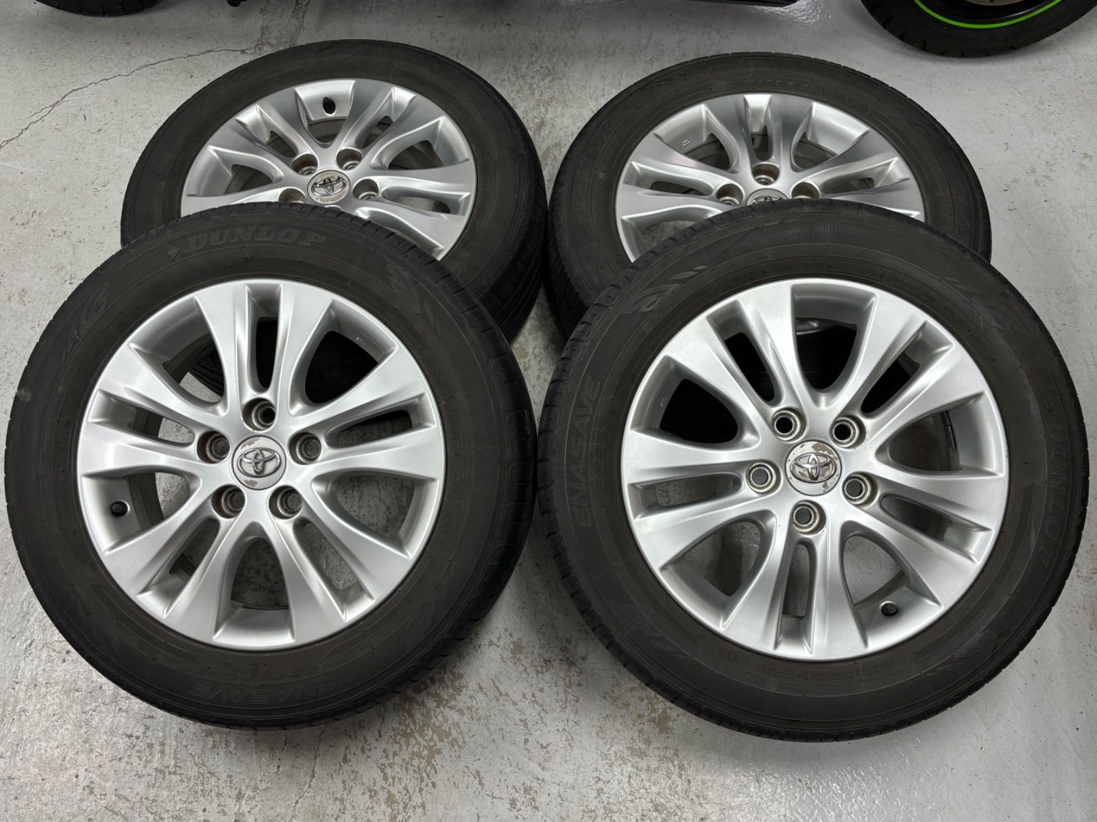 205|60R16 ダンロップ EC204 トヨタ 70系|80系 ノア純正 VOXY|ヴォクシー