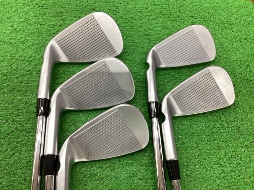 ルクルーゼ フラワーレリーフ オブロング マルミット 31cm コットン ル