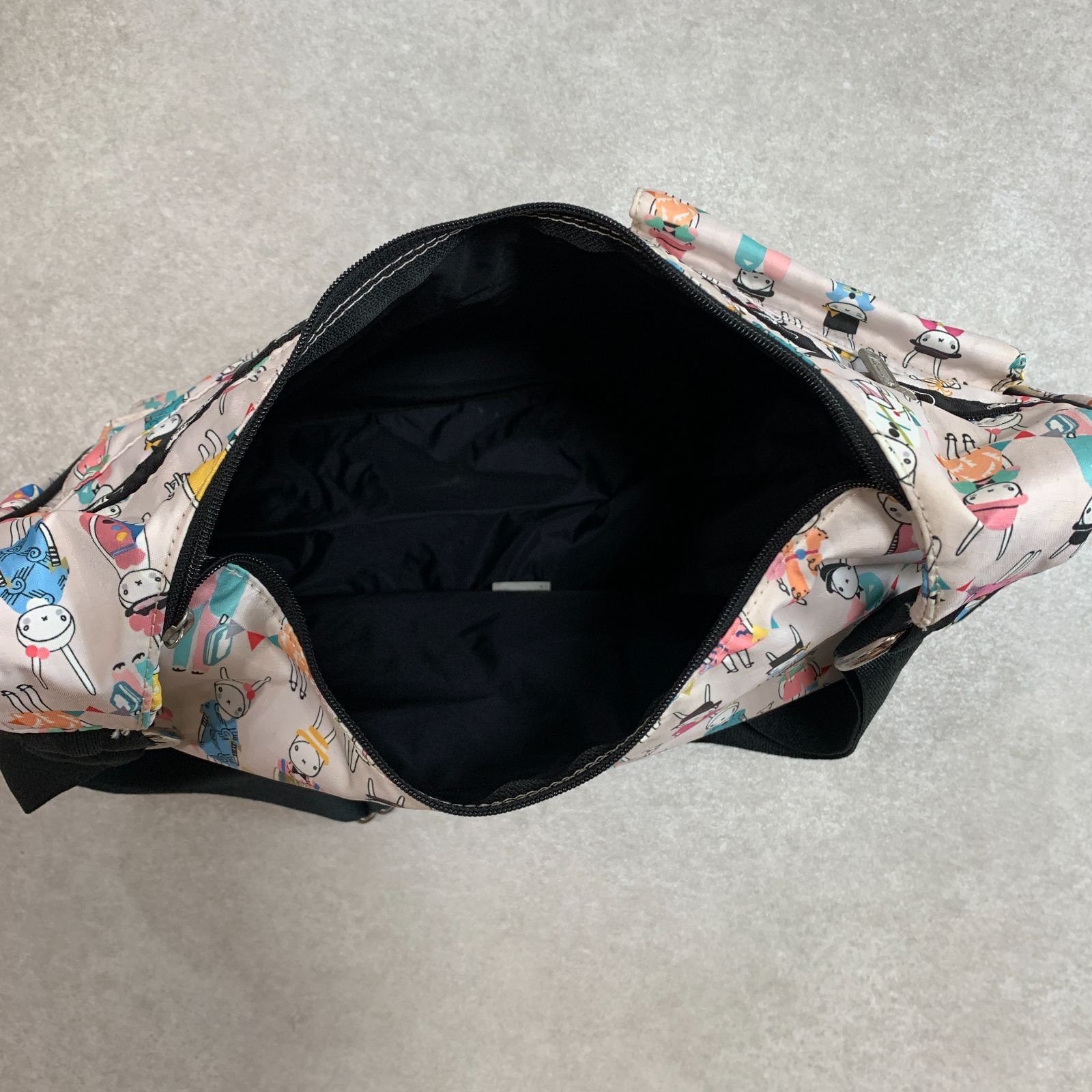 LeSportsac うさぎ柄 レスポートサック ショルダーバッグ