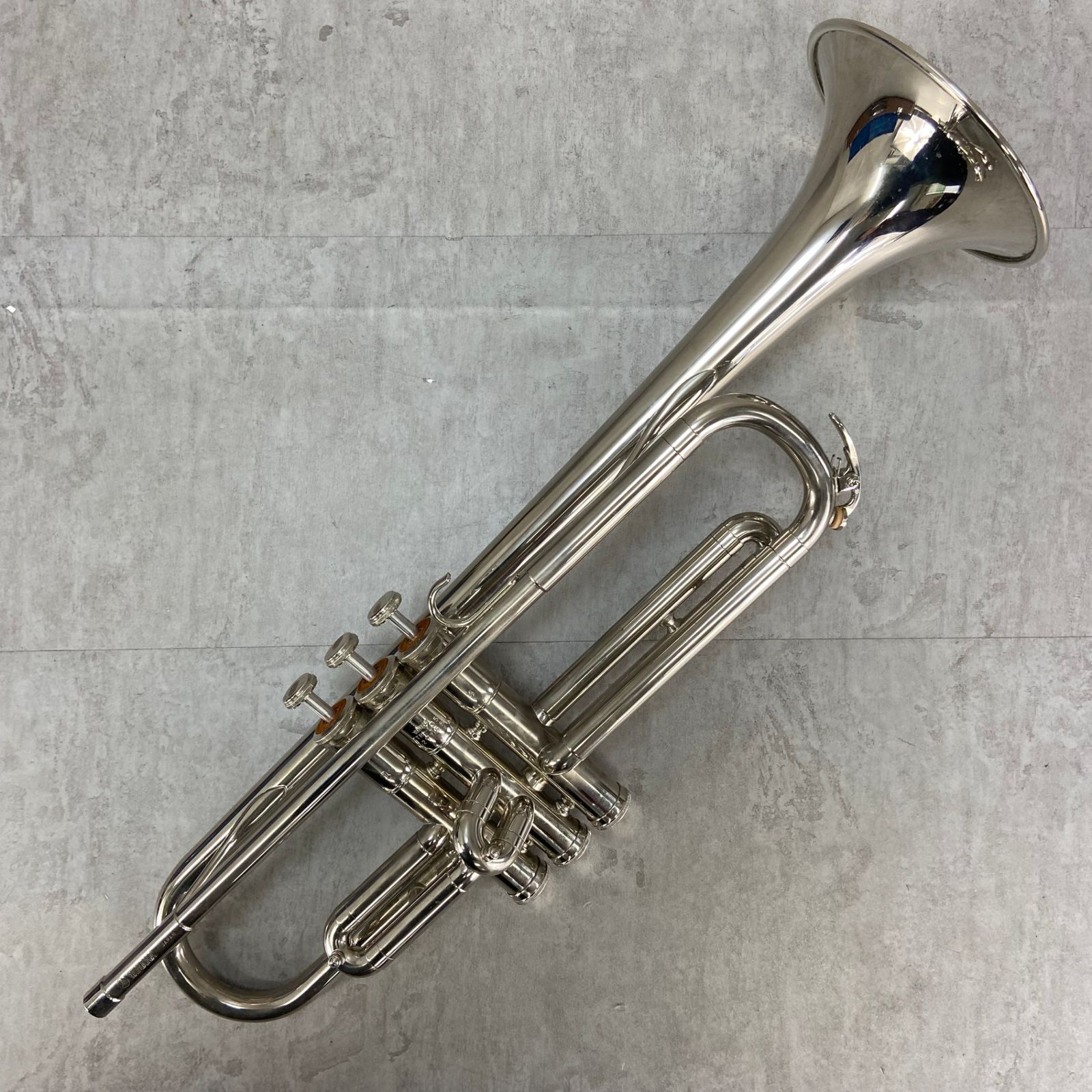 YAMAHA トランペット YTR-135 Mボア ニッケルメッキ マウスピース ハードケース trumpet 管楽器 ヤマハ