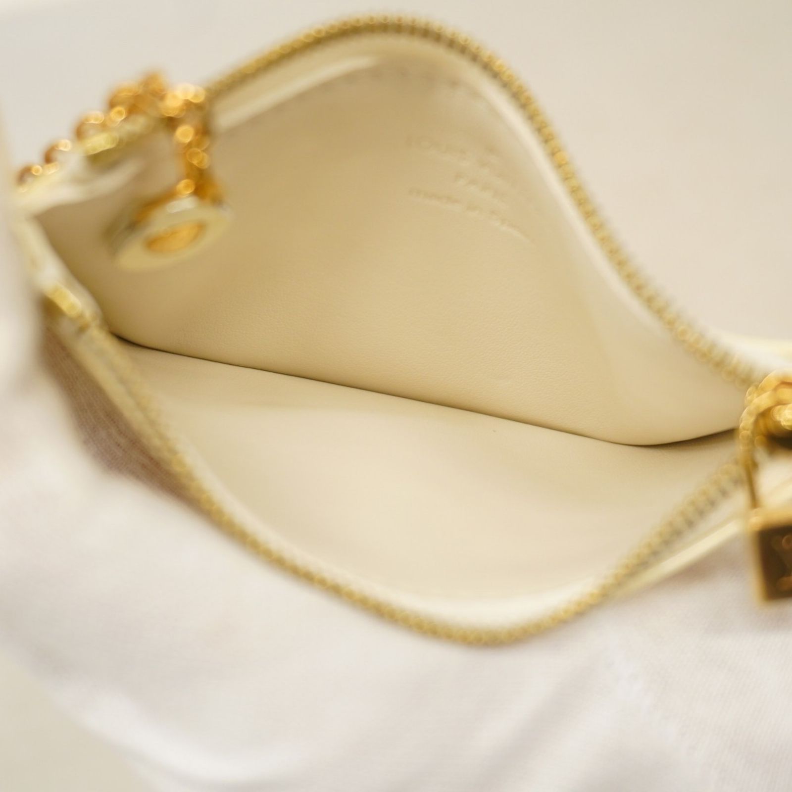 Vuitton