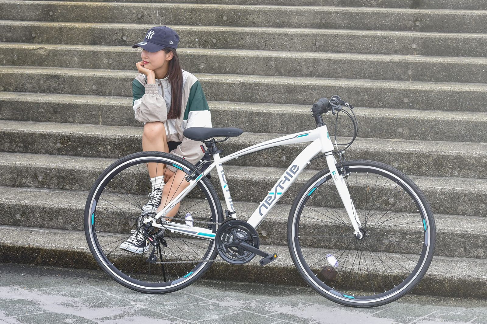 数量限定』 NEXTYLE(ネクスタイル) クロスバイク 自転車 700C 21段変速 