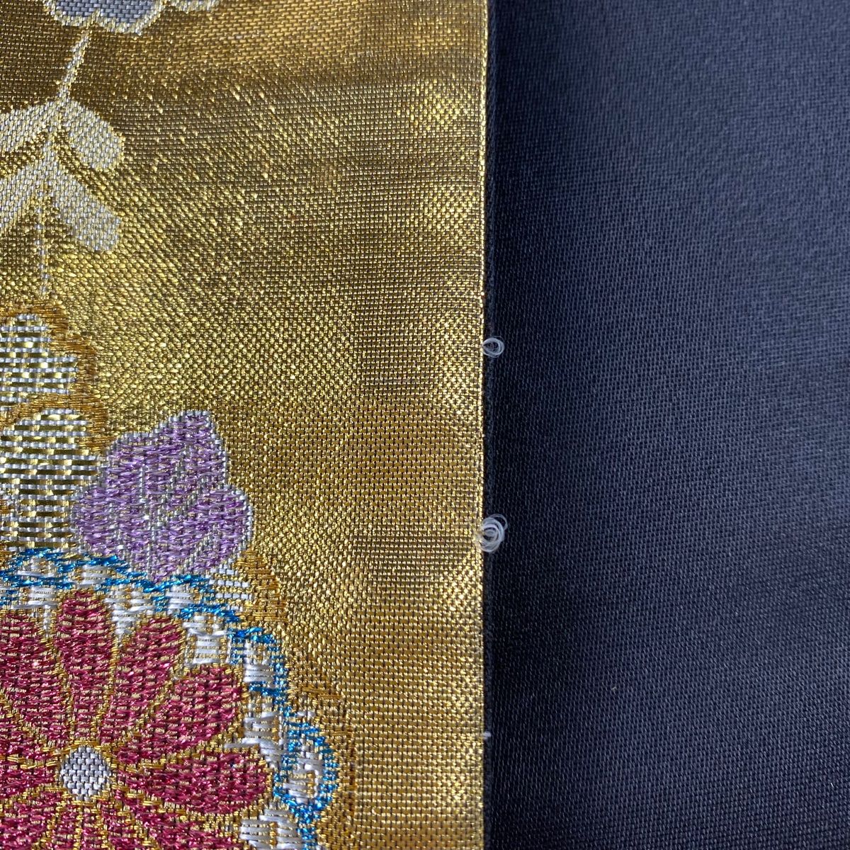 志ま亀 正絹 唐織箔 六通袋帯 志ま亀 正絹 唐織箔 六通袋帯 志ま亀 正絹 唐織箔 六通袋帯