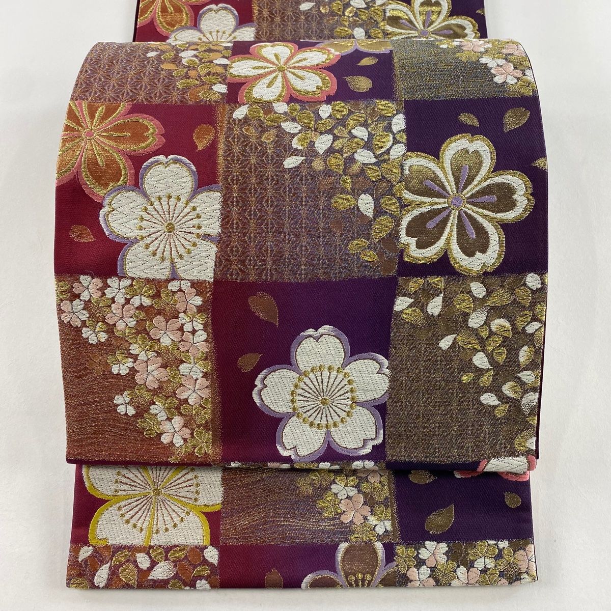 袋帯 秀品 市松麻の葉桜文 紫 六通 正絹