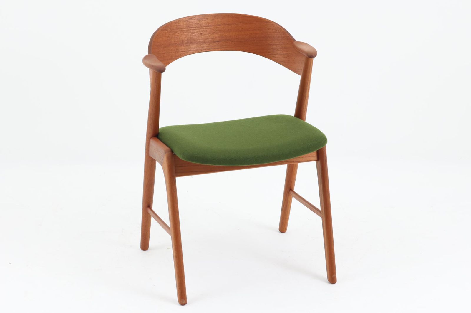 希少｜北欧ヴィンテージチェア チーク Juul Kristensen Highback Lounge Chair by Juul Kristensen | phono | 金沢 北欧