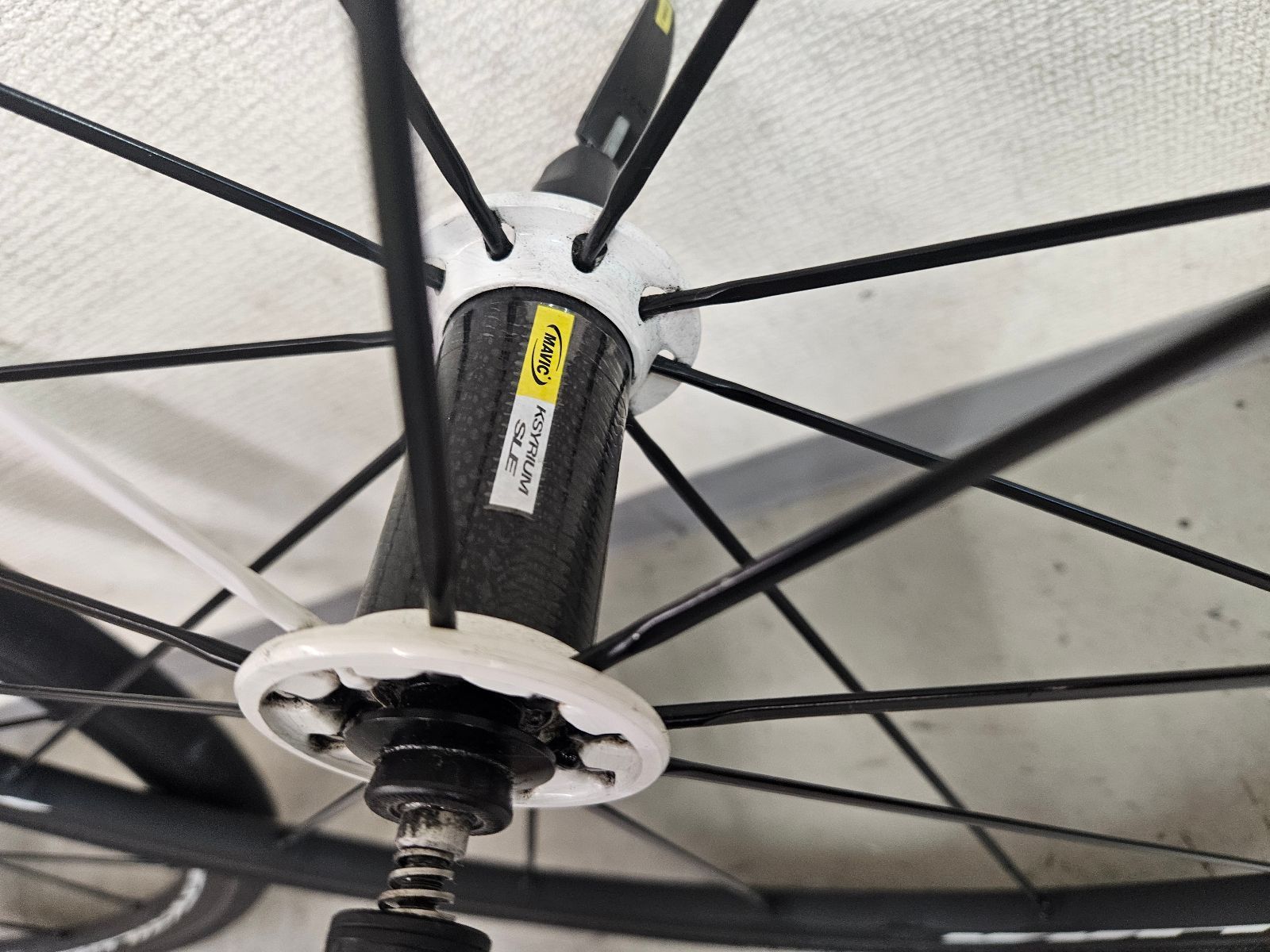 □ MAVIC ksyrium SLE CL 622×15c マビック キシリウム エグザリット カンパ11s対応 前後ホイール ロード GRAND  PRIX 4000 クリンチャー 同梱発送承中!! T-36 - メルカリ