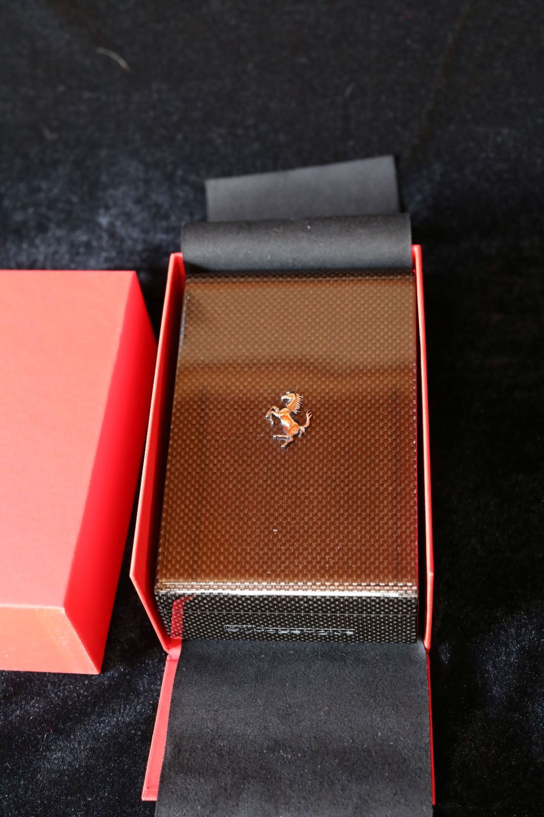 【非売品】Ferrariプロサングエ カーボンファイバー キーボックス 非売品新品】Ferrariプロサングエ カーボンファイバー キー