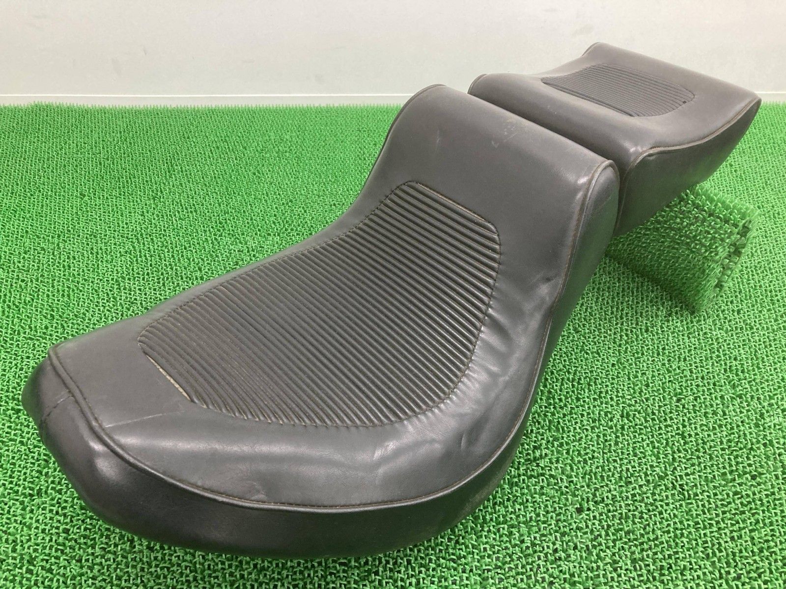 FXST1340 シート ハーレー 純正 中古 バイク 部品 ソフテイル エボ初期 