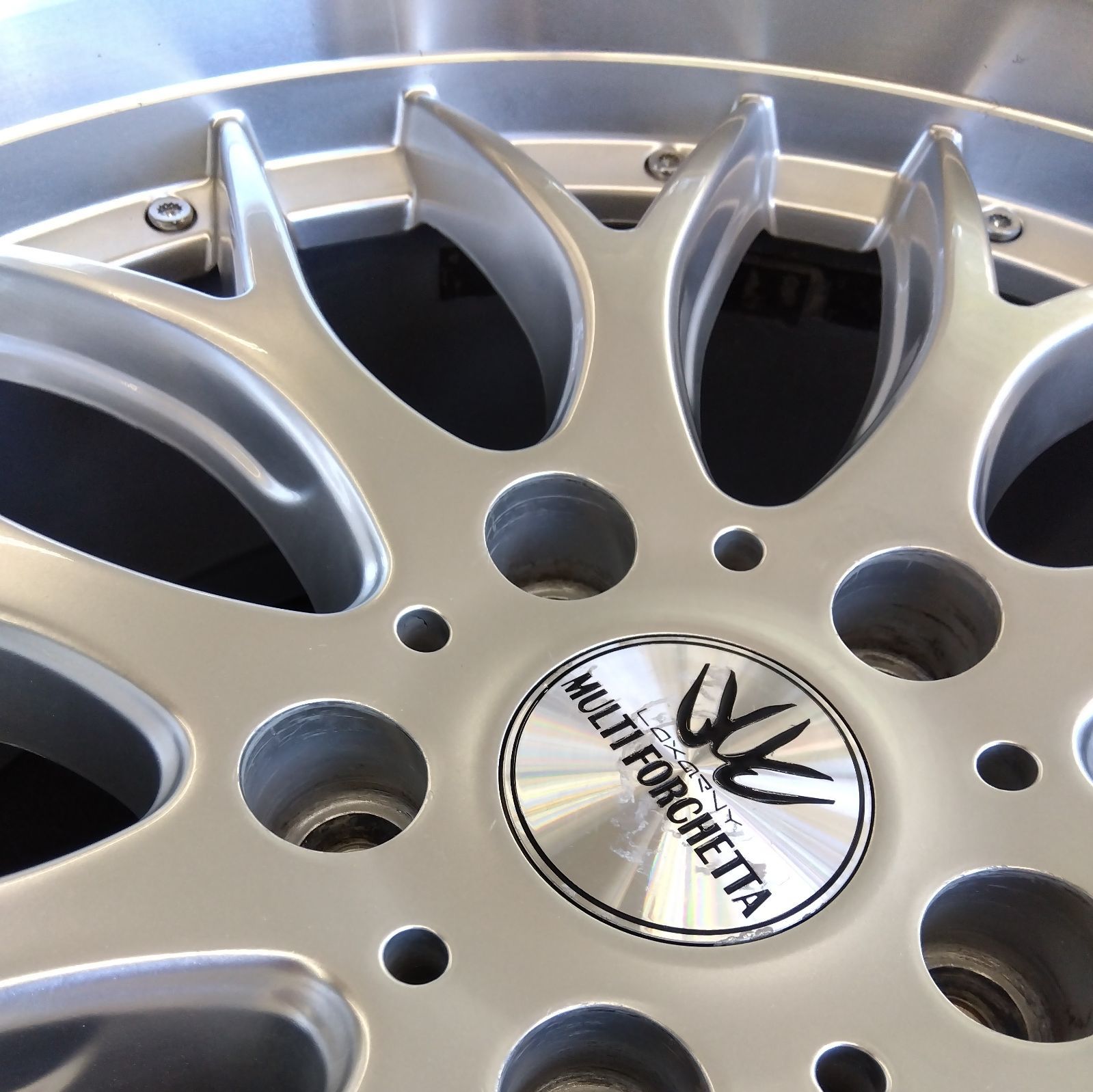 ロクサーニ 20インチホイール4本セット