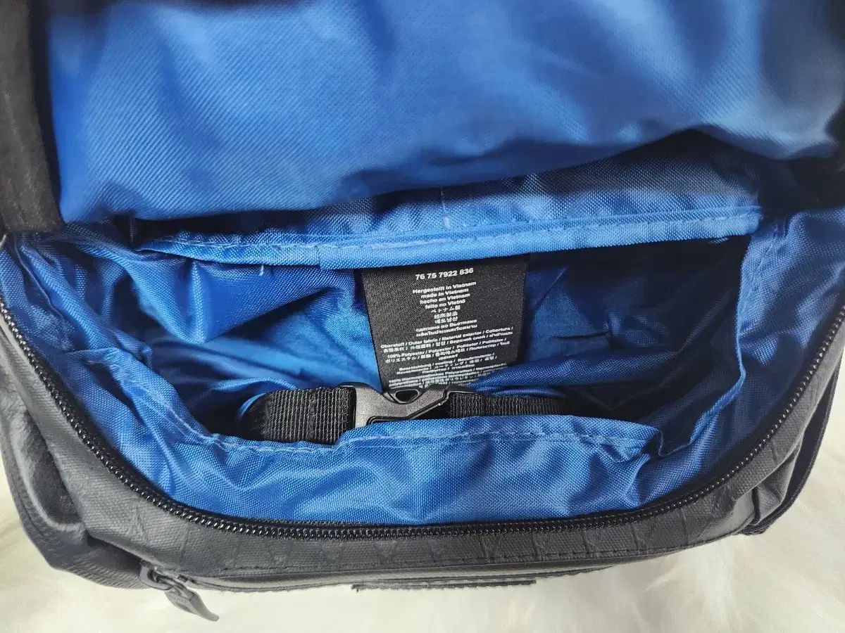 MONTBLANC FOR BMW スリング・バッグ 楽天市場】BMW 純正 BMW COLLECTION 2024 MONTBLANC FOR BMW スリング