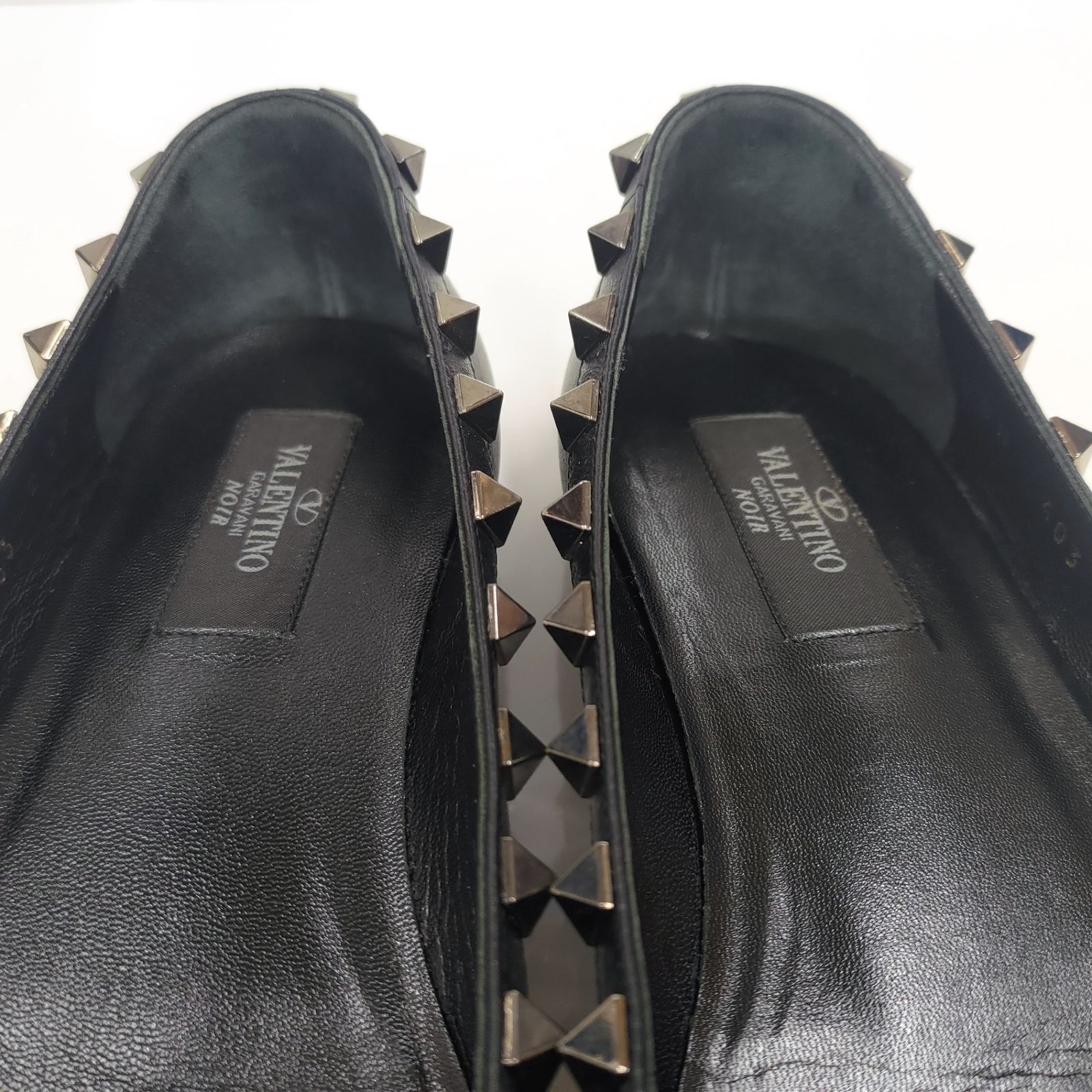 ヴァレンティノ ガラヴァーニ VALENTINO GARAVANI ロックスタッズ