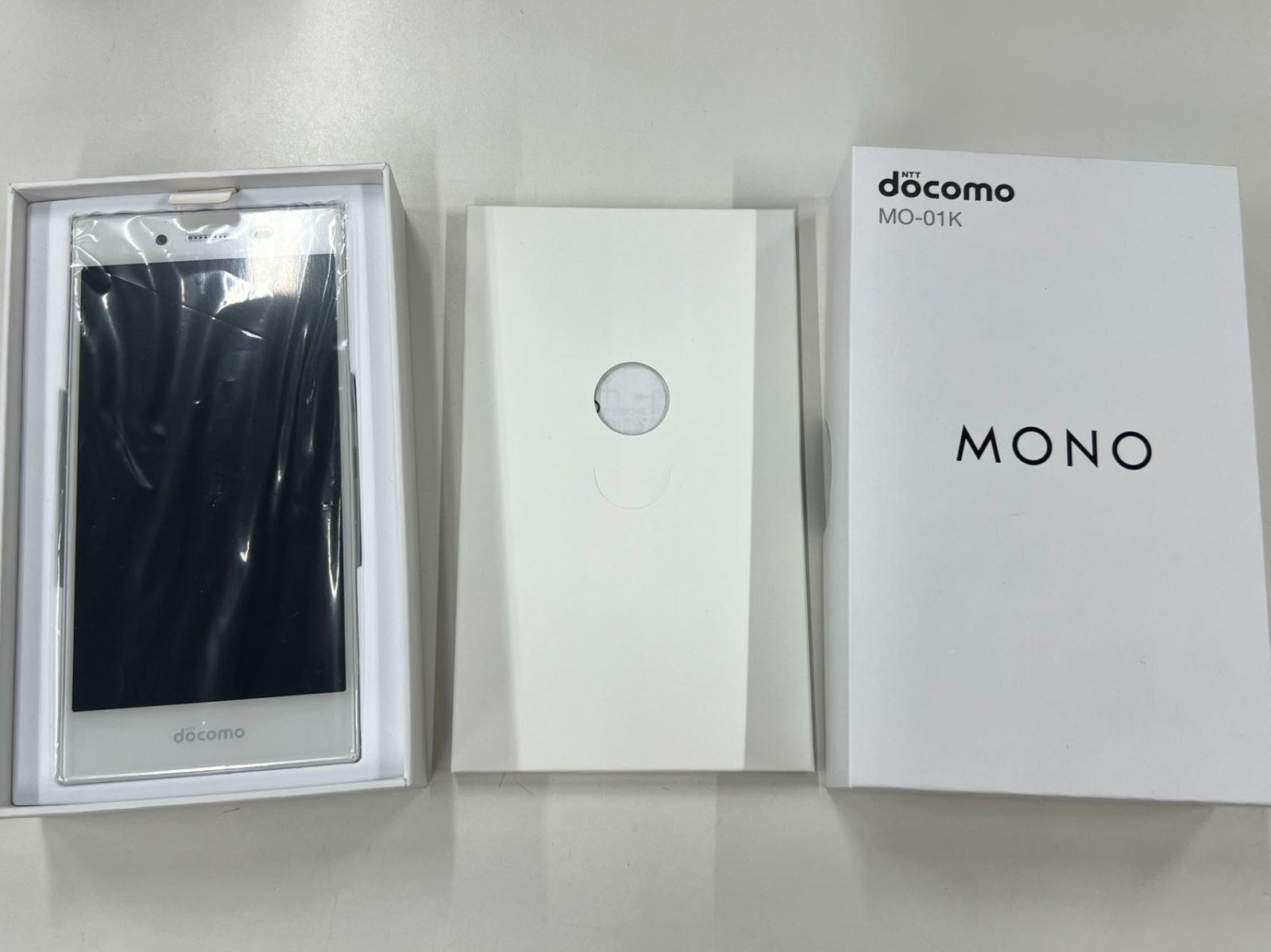 ドコモ MONO MO-01K 32GB SIMフリー