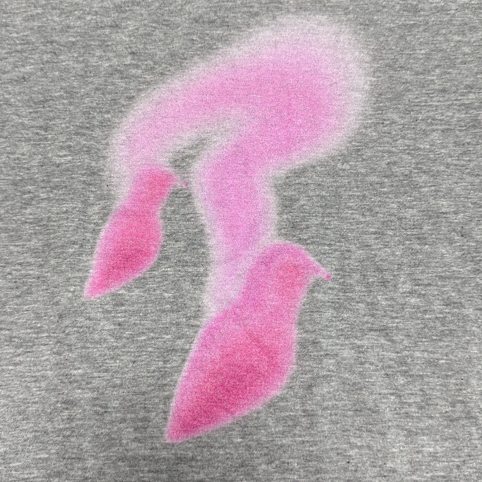 ＜ATTISESSION＞ヒールプリント Tシャツ ATTISESSION＞ヒールプリント Tシャツ