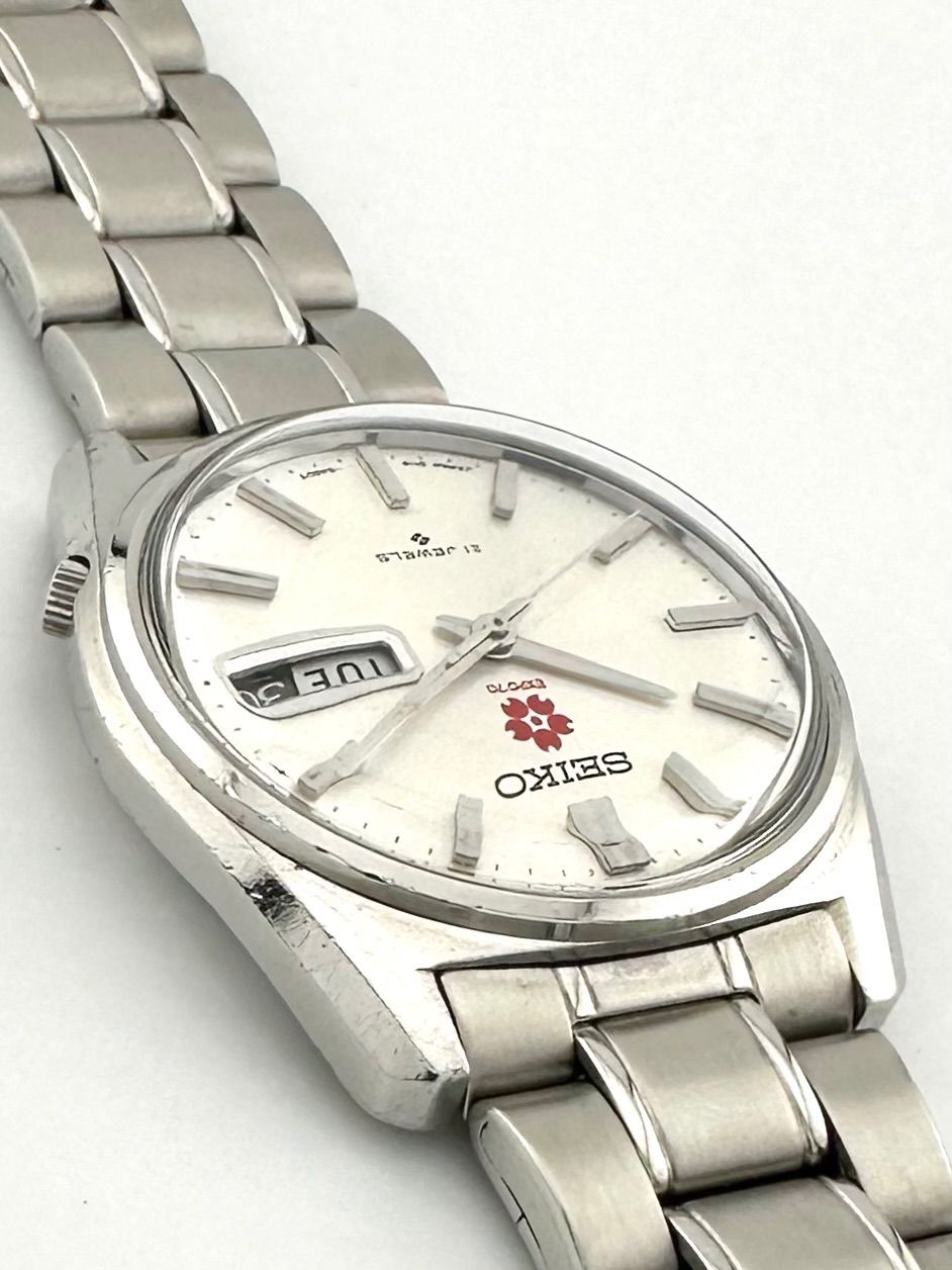 赤いシンボルマークが懐かしい】1970年に販売されたSEIKO製の