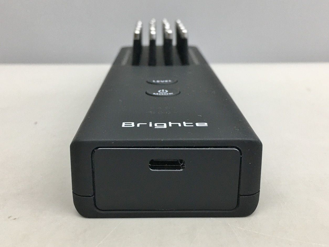ブラシ型美顔器 エレキブラシプラス ELEKIBRUSH + ブライト