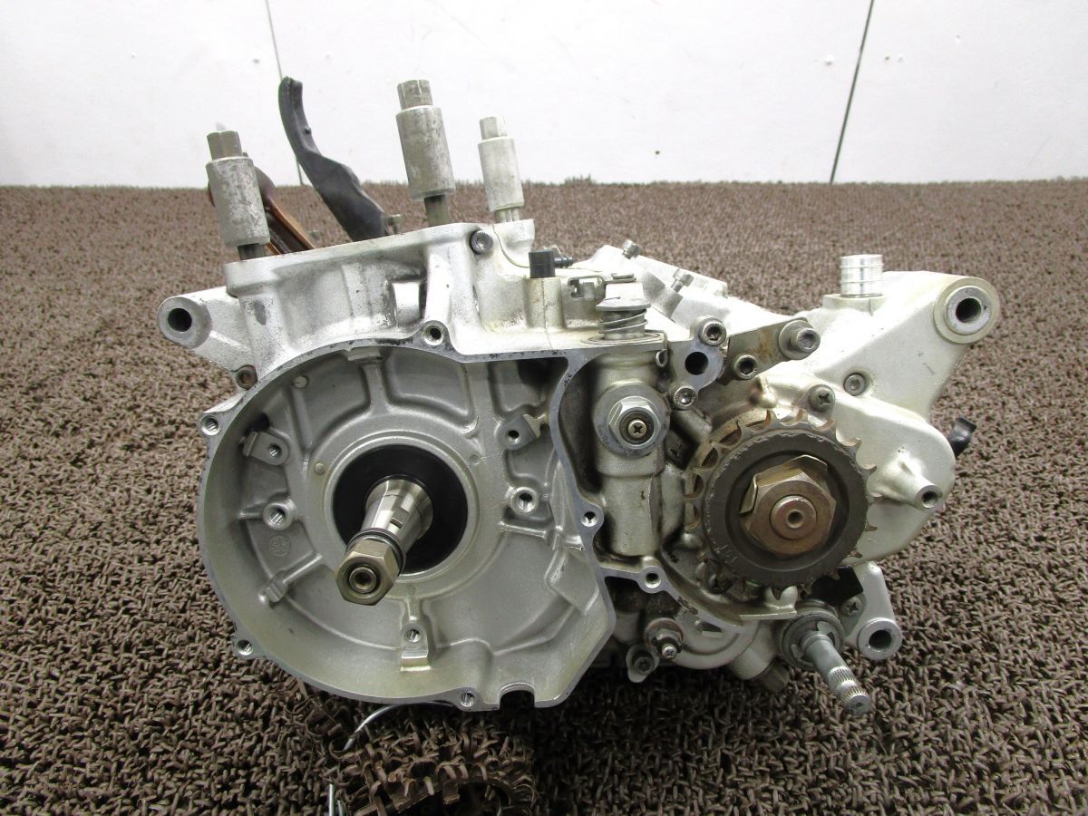 SR400 エンジン腰下 クランクケース □A1843 RH01J ヤマハ H313E キャブ車