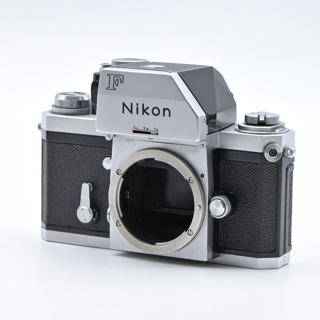 シルバー ボディ