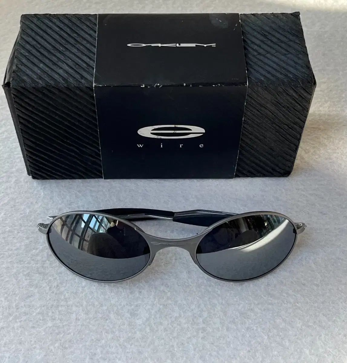 ほぼ新品 レア Oakley サングラス e-wire 当時物 Vintage Oakley E