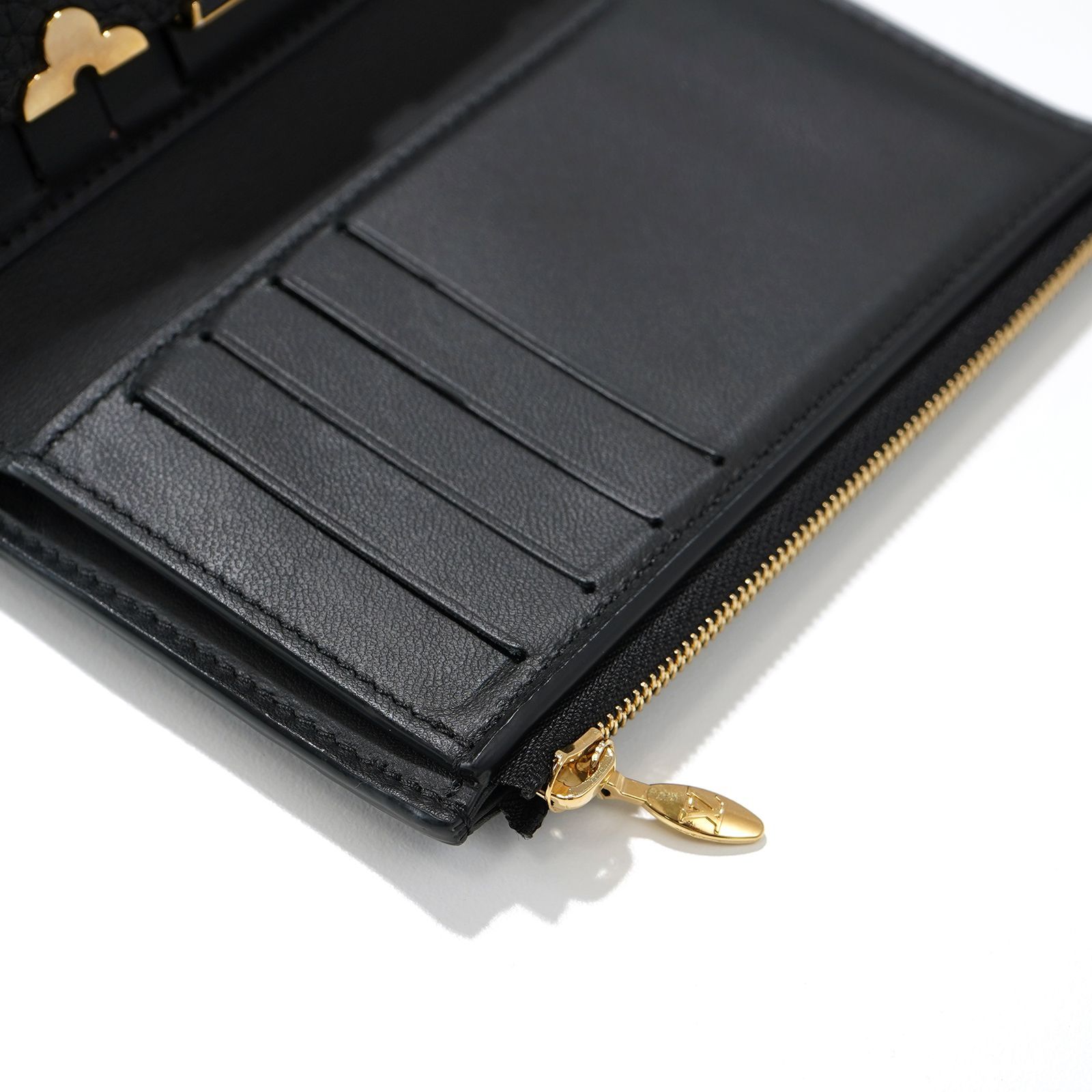 LOUIS VUITTON ポルトフォイユカプシーヌ コンパクト財布 M82764 