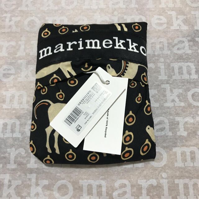 新品 廃盤 マリメッコ ムスタタンマ レア スマートバッグ 柄の出方④ 新品 廃盤 マリメッコ ムスタタンマ レア スマートバッグ 柄の出