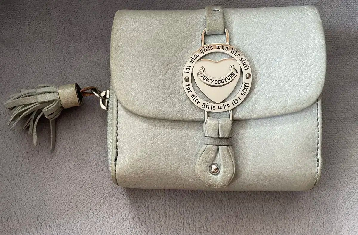 ジューシークチュール　財布　レア　美品 Juicy Couture（財布）のフリマアイテム一覧