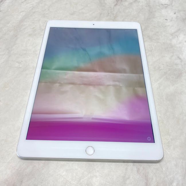 Apple iPad (第７世代) Wi-Fi + Cellular 32GB シルバー