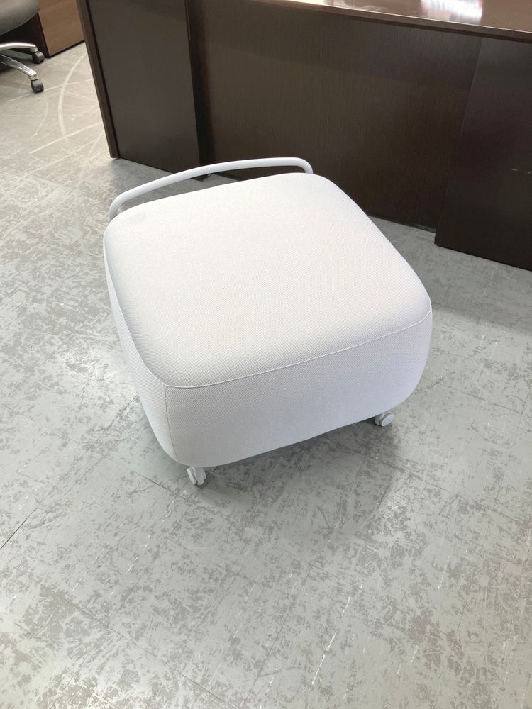 アウトレット品 コクヨ エニーソファシリーズ 1人掛けスツール NAN-B1C グレー